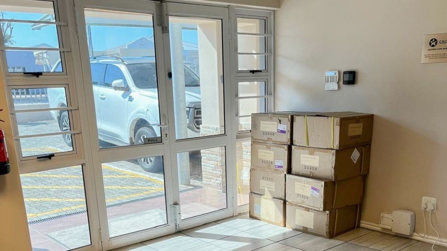 To Let Commercial Property for Rent in Newton Park Eastern Cape